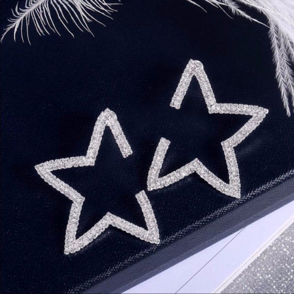 New Elegant Sparkly Star Women Diamond Earrings - Picture 2 of 3